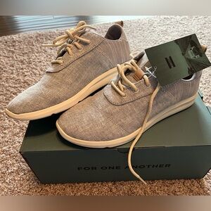 Toms Women’s Gray Sneakers
